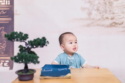 东海宝宝喉咙长泡发烧 东海宝宝喉咙长泡发烧